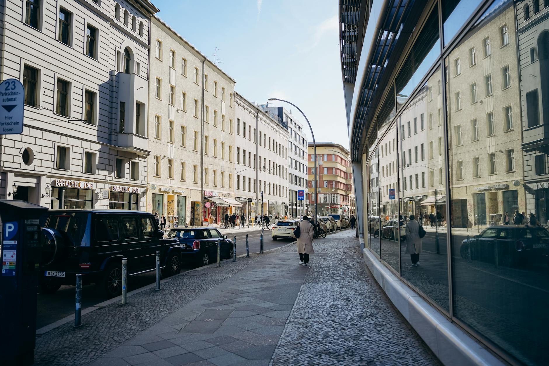 Gambar produk Imo Symbol terbaru 2026 dengan desain elegan dan fitur canggih yang tersedia untuk dibeli secara online dengan harga yang kompetitif